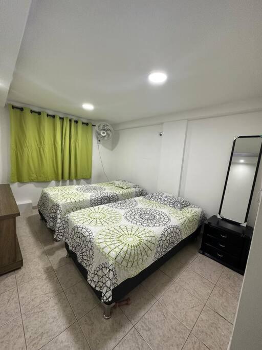 Comodo Apto Frente Al Mar, Excelente Ubicacion. * Cartagena